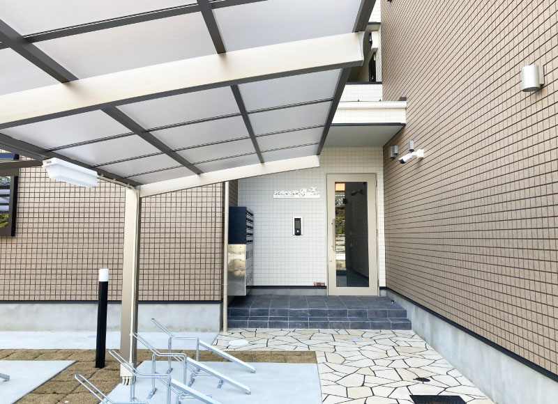 建物の表札 ステンレス切り文字 ステンレス銘板